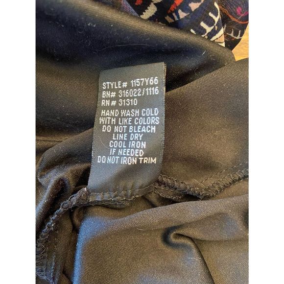 A. Byer Cold Shoulder Boho Dress size Medium - Picture 9 of 9